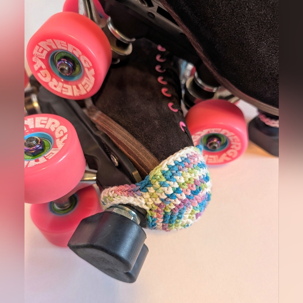 NEW, Crochet roller skate toe guard, handmade - Picture 3 of 6
